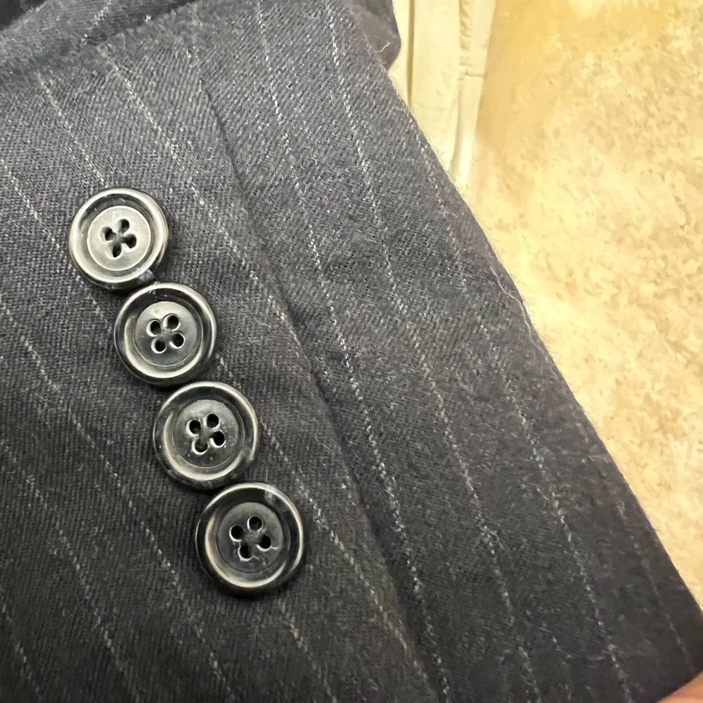 Jos A Bank mens Blazer pinstripe size 40L 100% Wool☑️